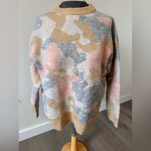 THML Women's Multicolor Camouflage Sweater